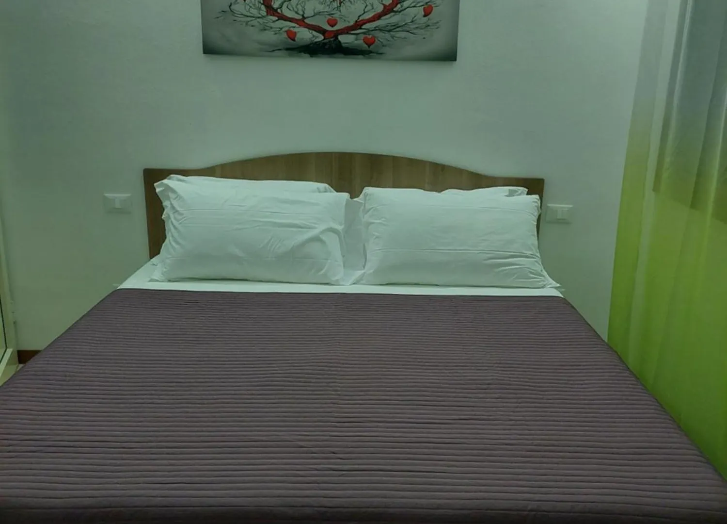 B&B Marku Dellinje 0*,
